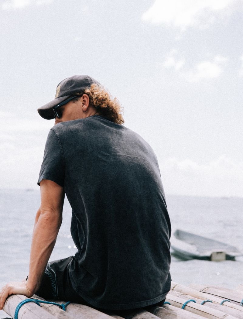 Lightweight eco-friendly hemp t-shirt with extended sleeves, unisex style
